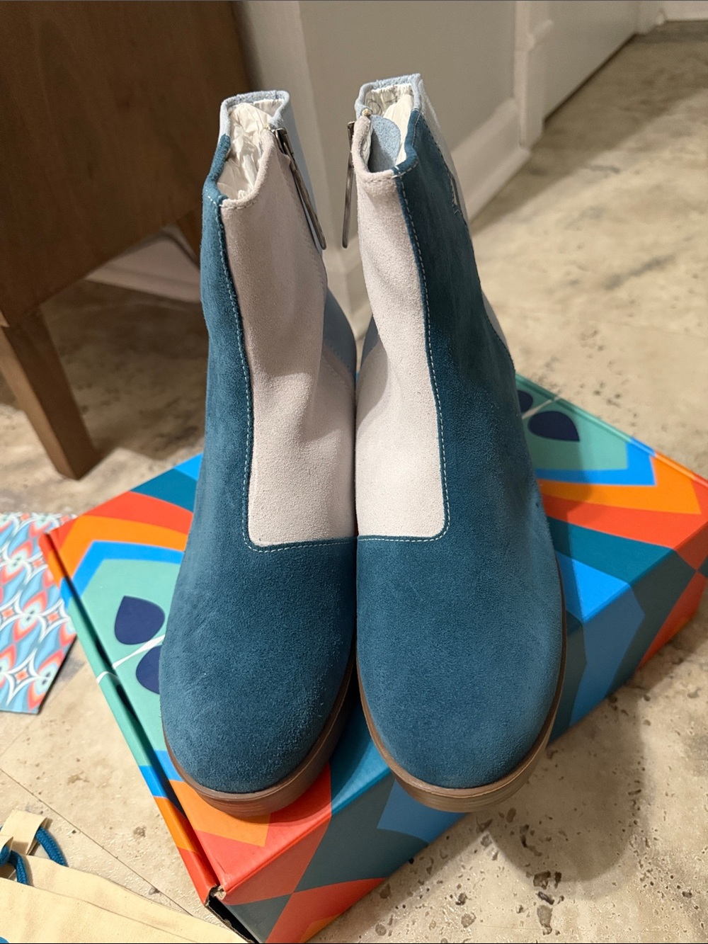 Lazy Luna Milky Way white and blue Suede Ankle Boots 9.5 - Picture 2 of 6